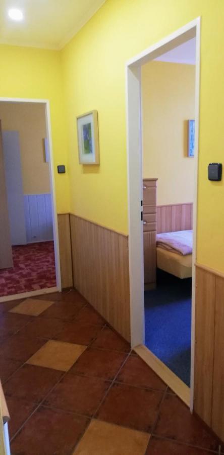 Penzion U Soudu Ліберець Екстер'єр фото